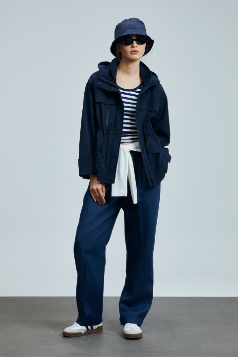 Focus Women's Outerwear Navy Blue - LUFIAN