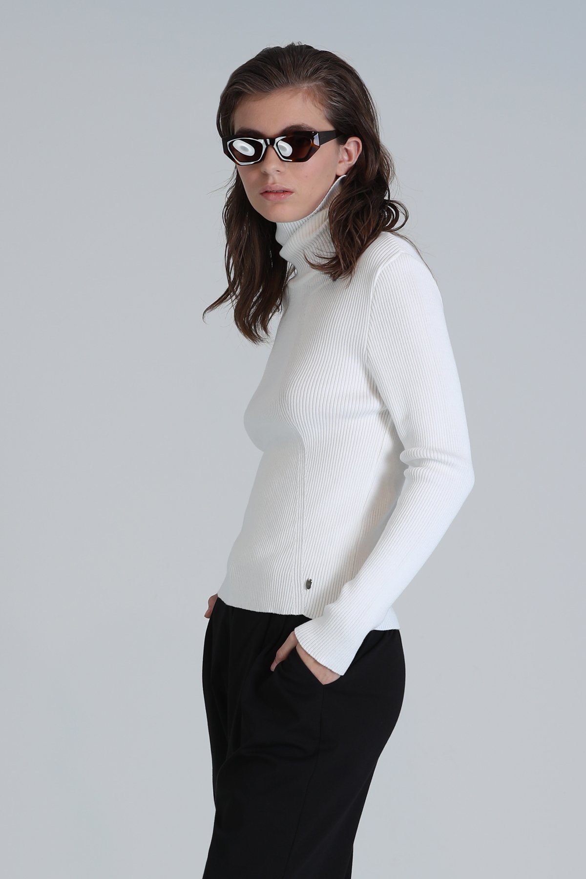 Gale Kadın Kazak Ekru - Lufian