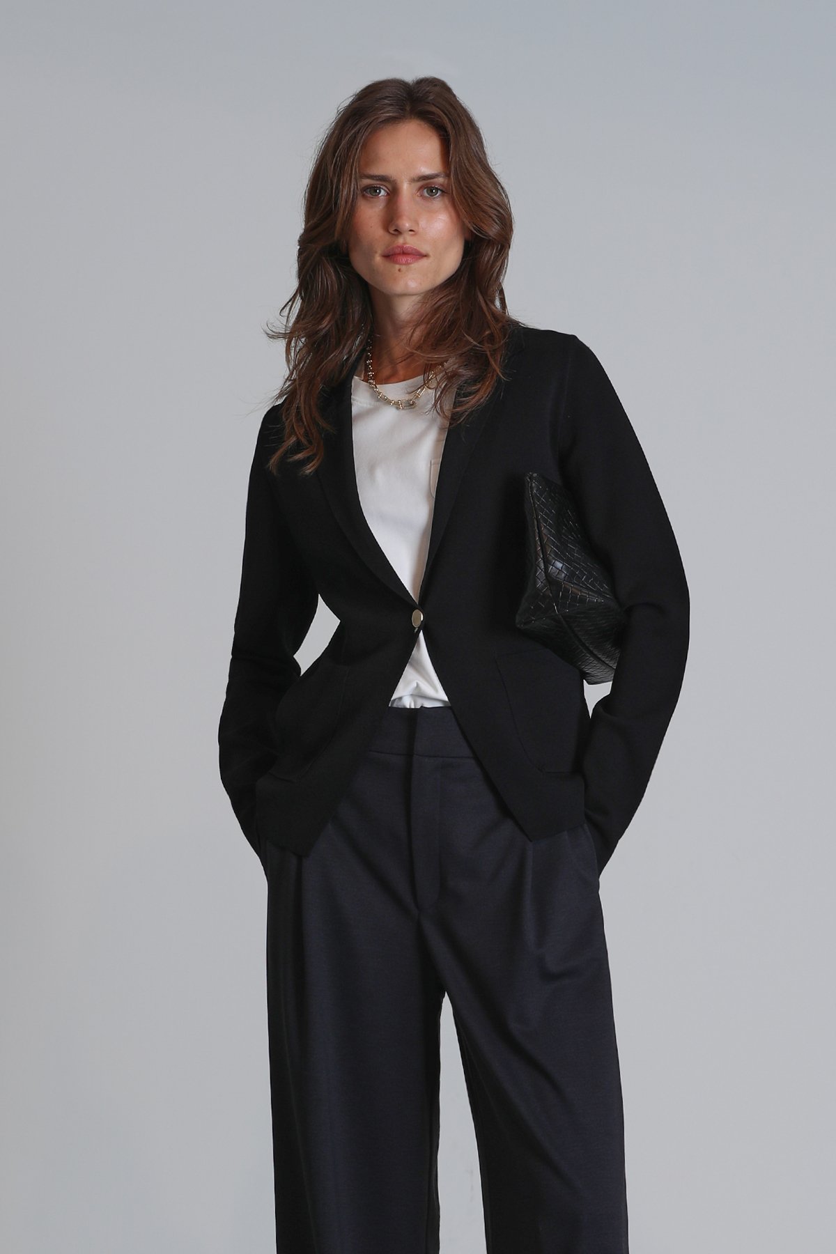 Hobart Women's Cardigan Black - LUFIAN