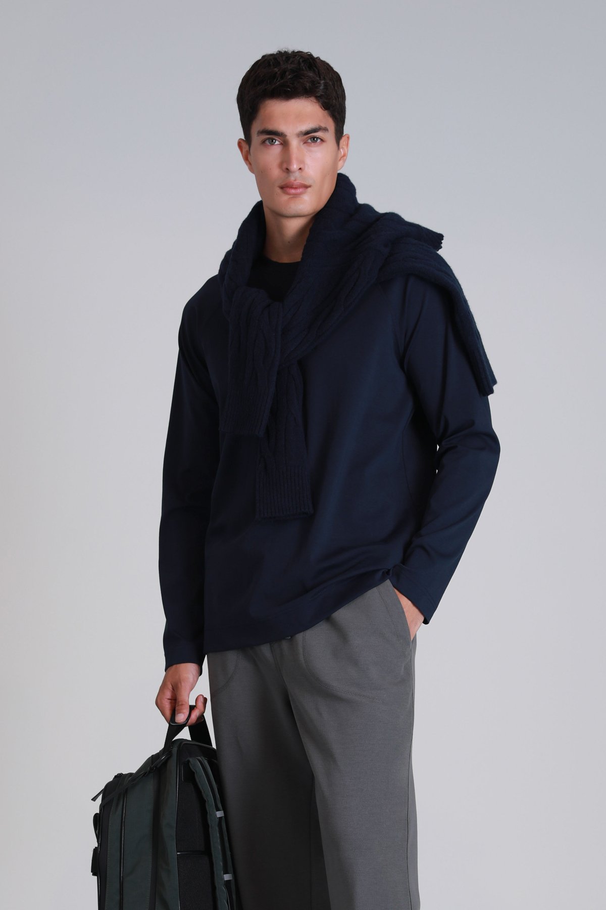 Holly Erkek Uzun Kol Tişört Lacivert - Lufian