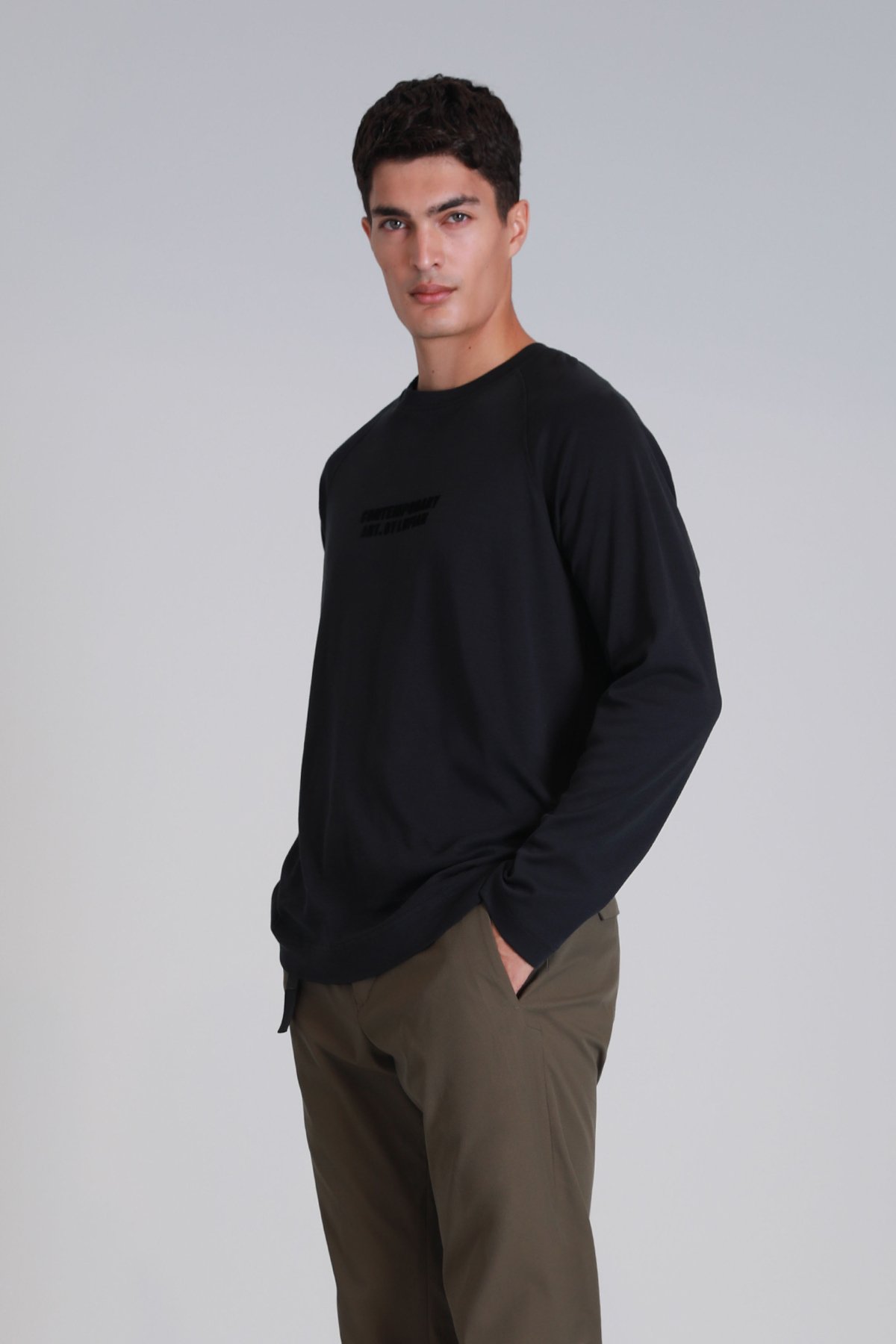 Holly Erkek Uzun Kol Tişört Siyah - Lufian