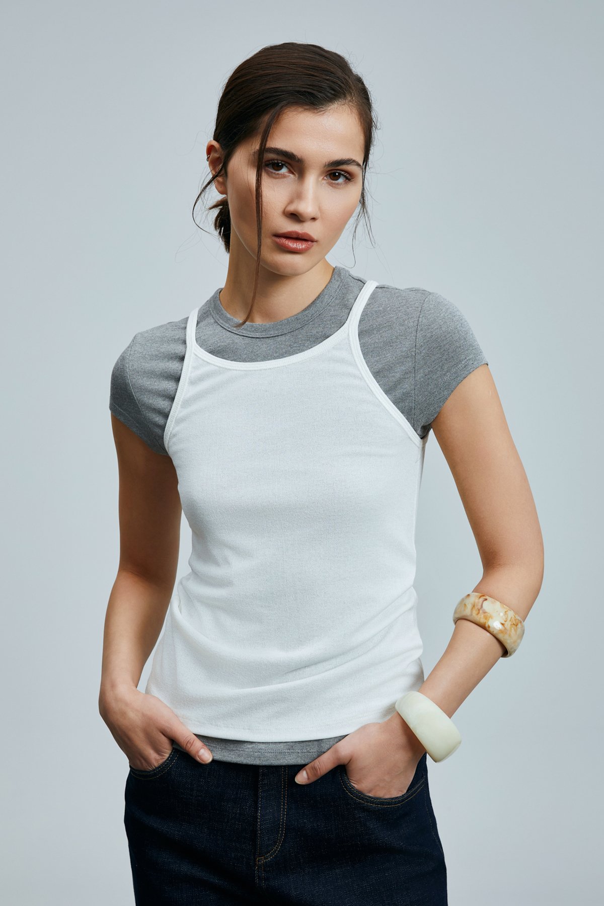 Isla Kadın Kolsuz T- Shırt Kırık Beyaz - Lufian