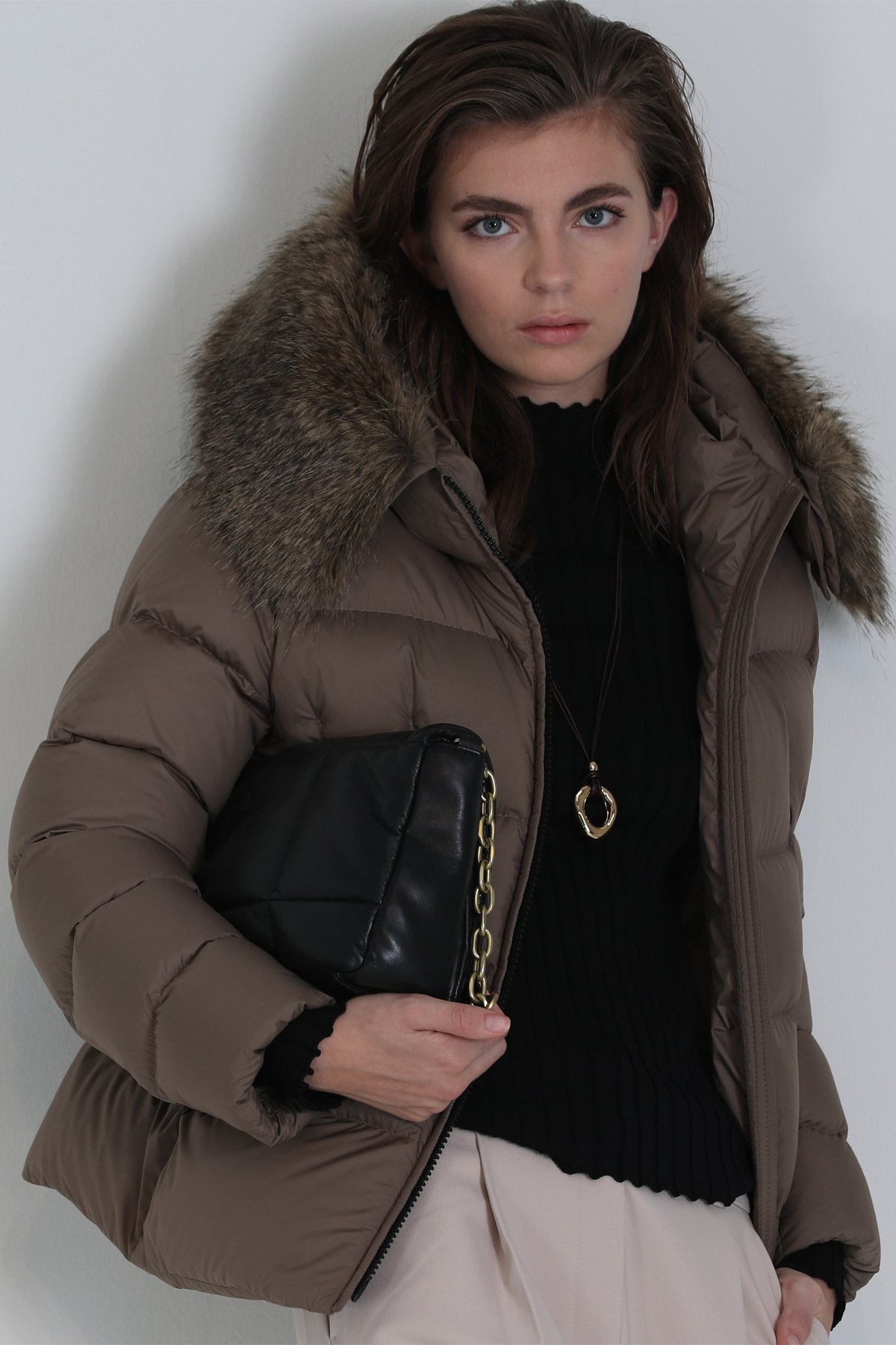 Klemantın Kaz Tüyü Kadın Mont Kum - Lufian