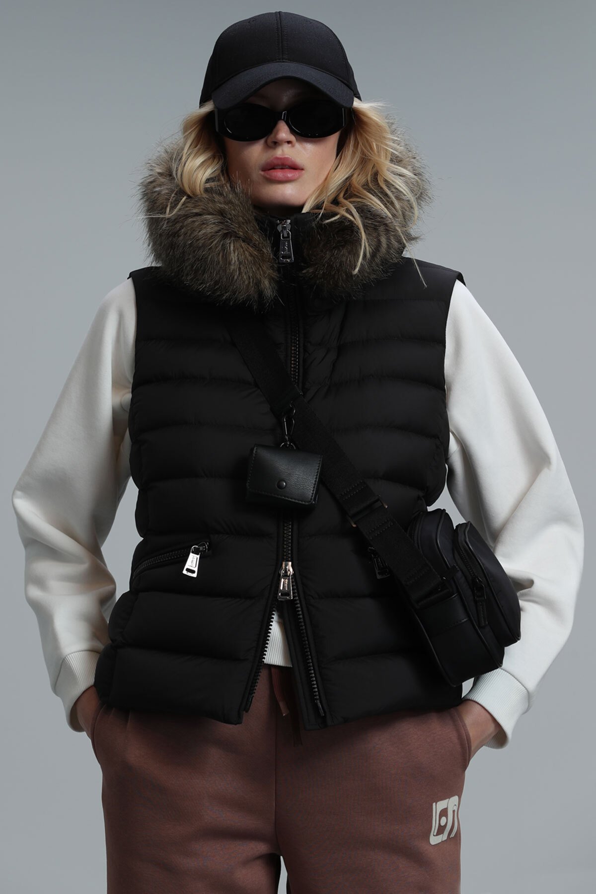 Lında Womens Techno Vest Black - Lufian