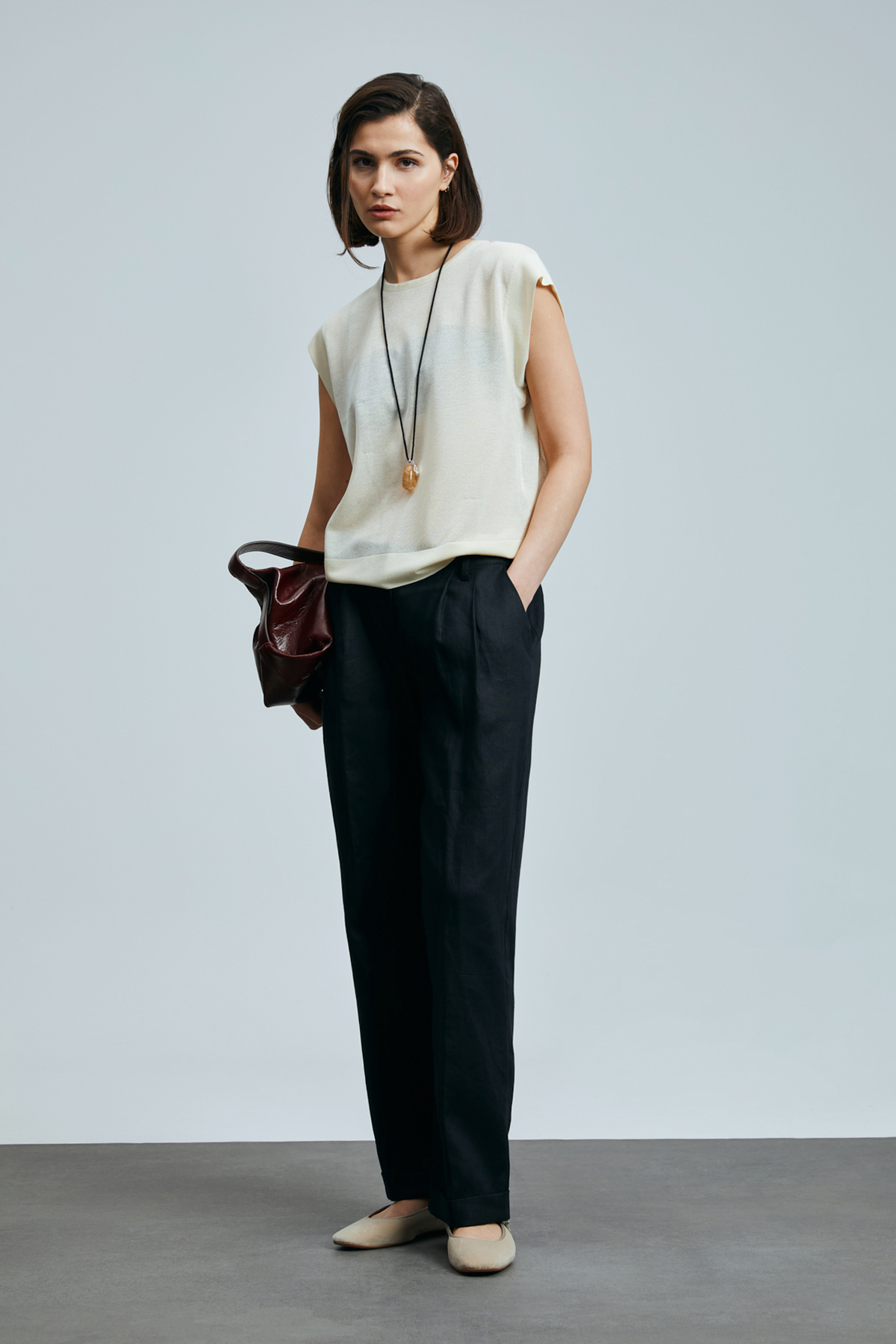 Navasa Black - Lufian (1)