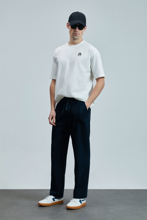 Nımbus Modern Grafik T- Shirt Kırık Beyaz - Lufian