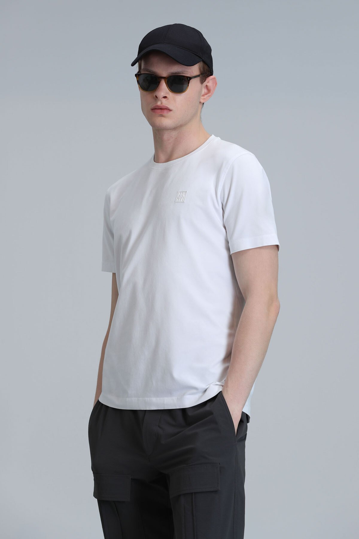 Pablo Modern Grafik T- Shirt Beyaz - Lufian