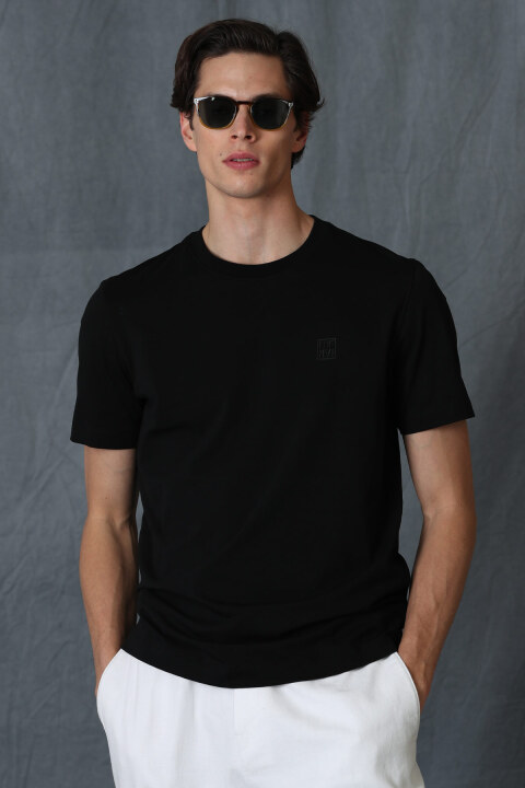 Pablo Modern Graphic T- Shirt Black - Lufian