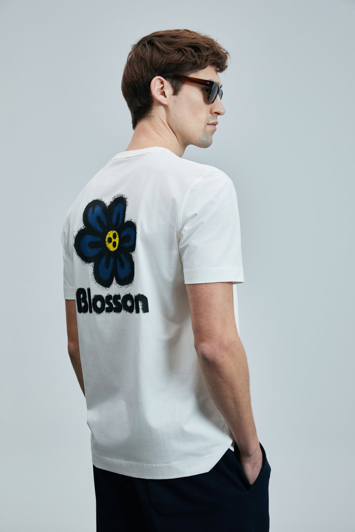 Peace Modern Grafik T- Shirt Kırık Beyaz - Lufian