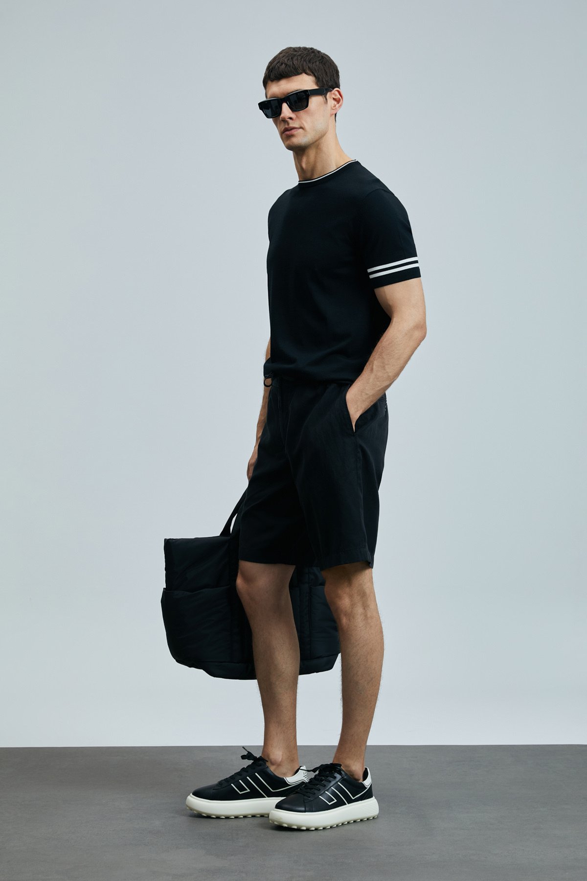 Robert Erkek İpek Karışımlı Kazak Siyah - Lufian (1)