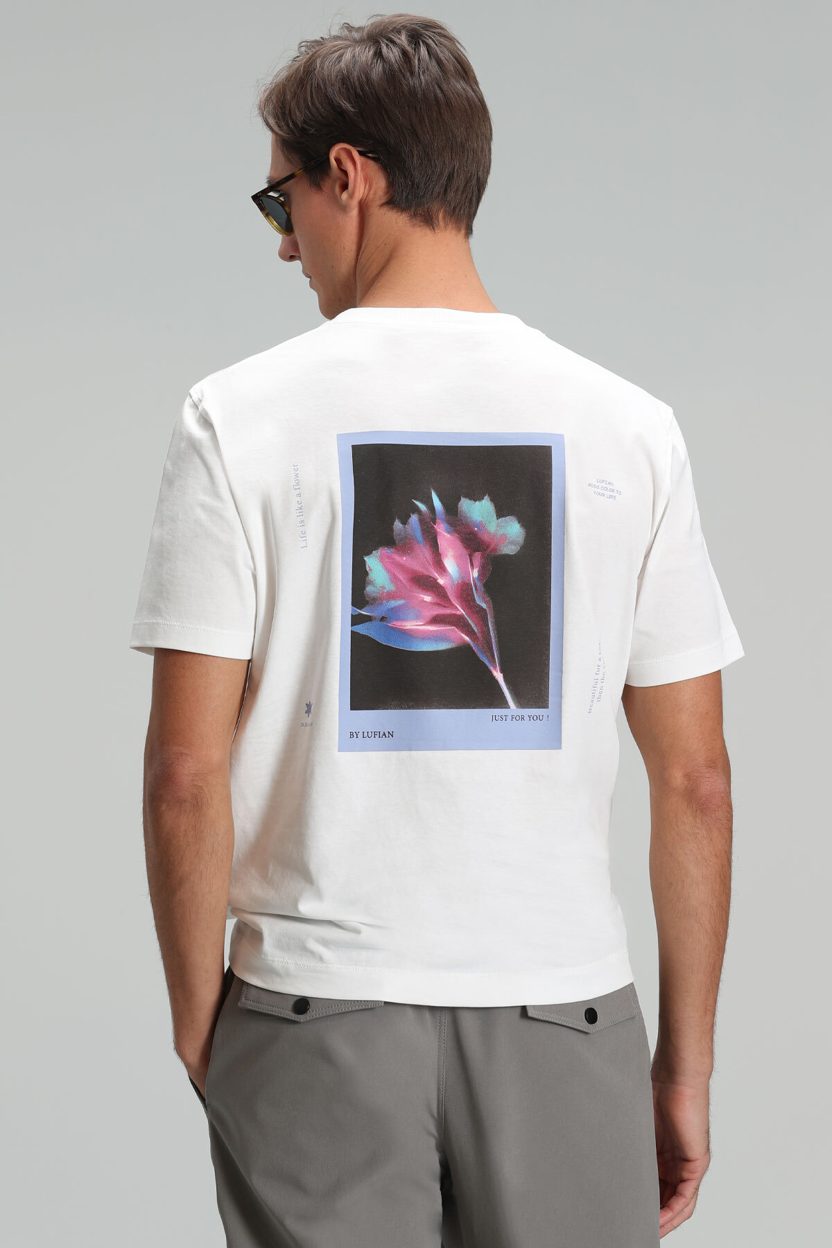 Stewart Modern Grafik T- Shirt Kırık Beyaz