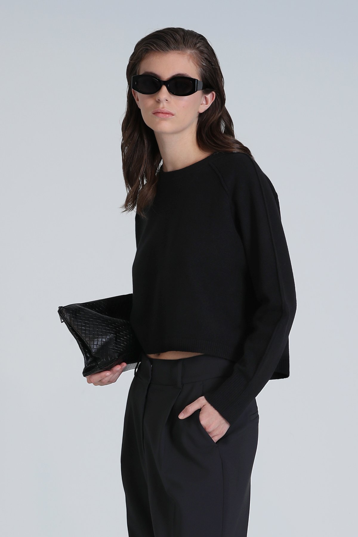 Sun Women's Sweater Black - LUFIAN