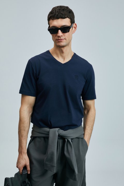 Tuna Modern Grafik T- Shirt Lacivert - Lufian