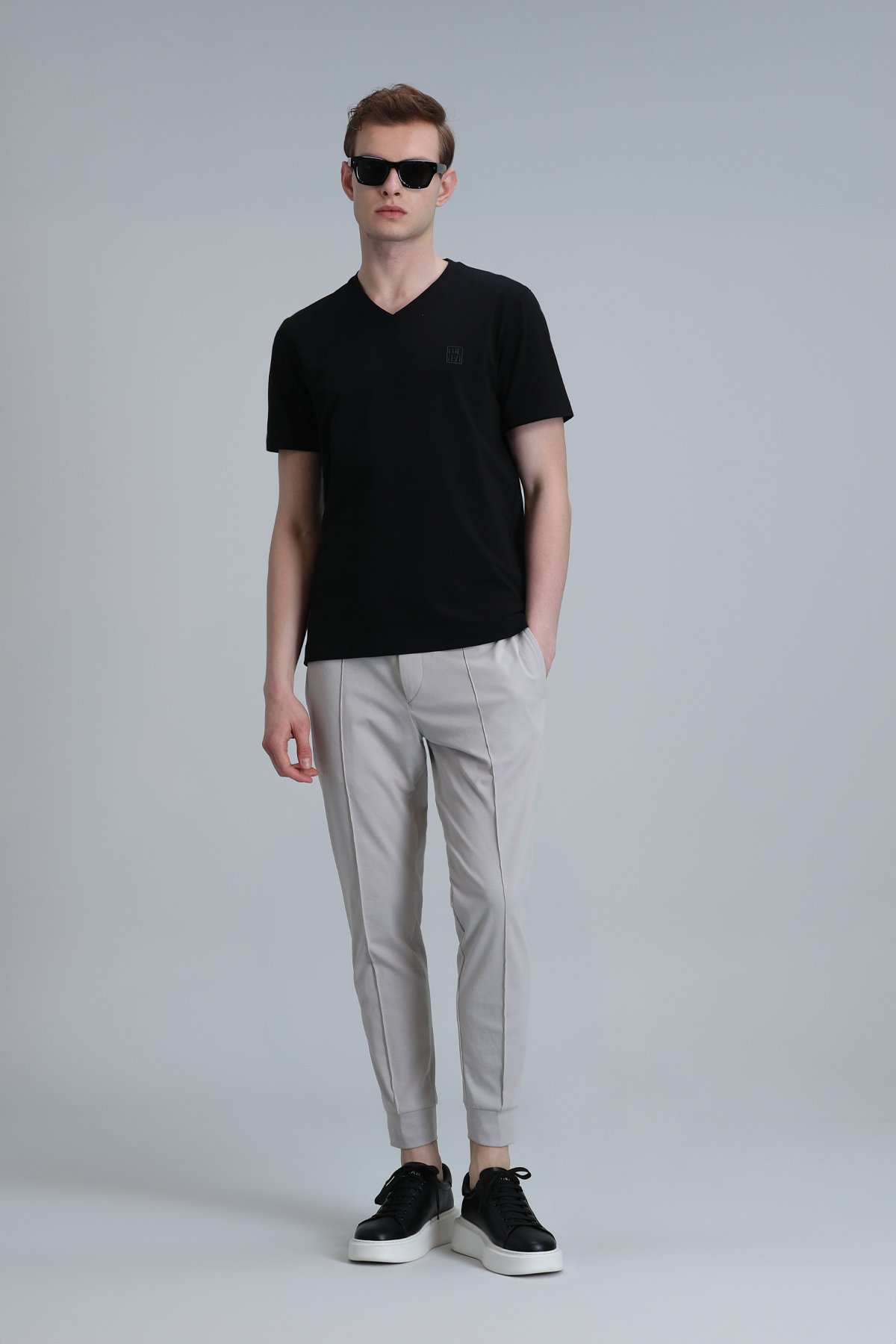 Tuna Modern Grafik T- Shirt Siyah - Lufian (1)