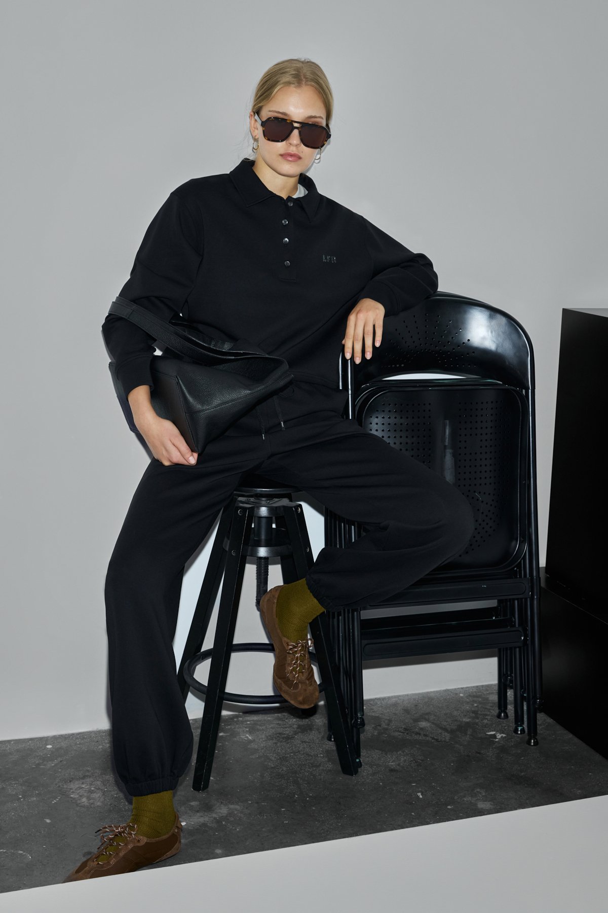Woman Knitting Sweatsh Black - LUFIAN